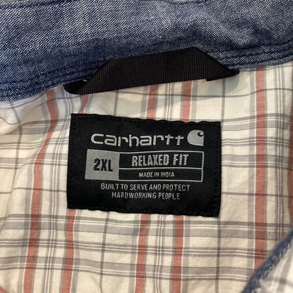 Carhartt short sleeve button down - Picture 3 of 3